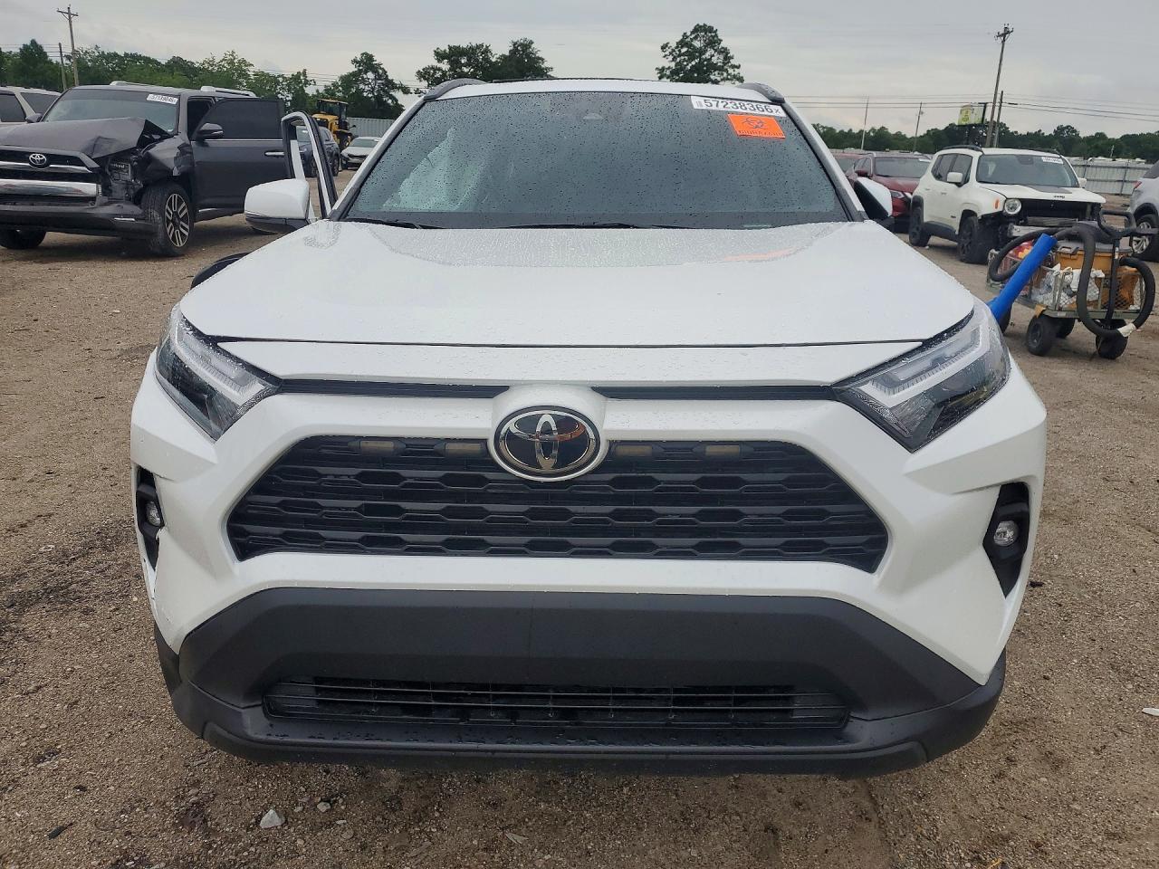2024 Toyota Rav4 Xle Premium - Фото 5