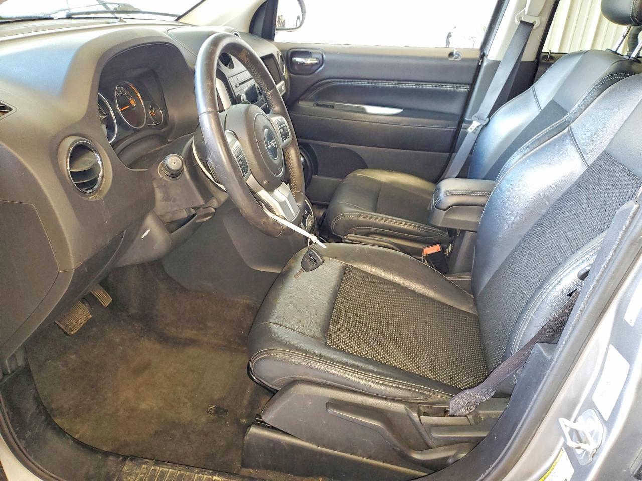 2016 Jeep Compass Latitude - Image 7