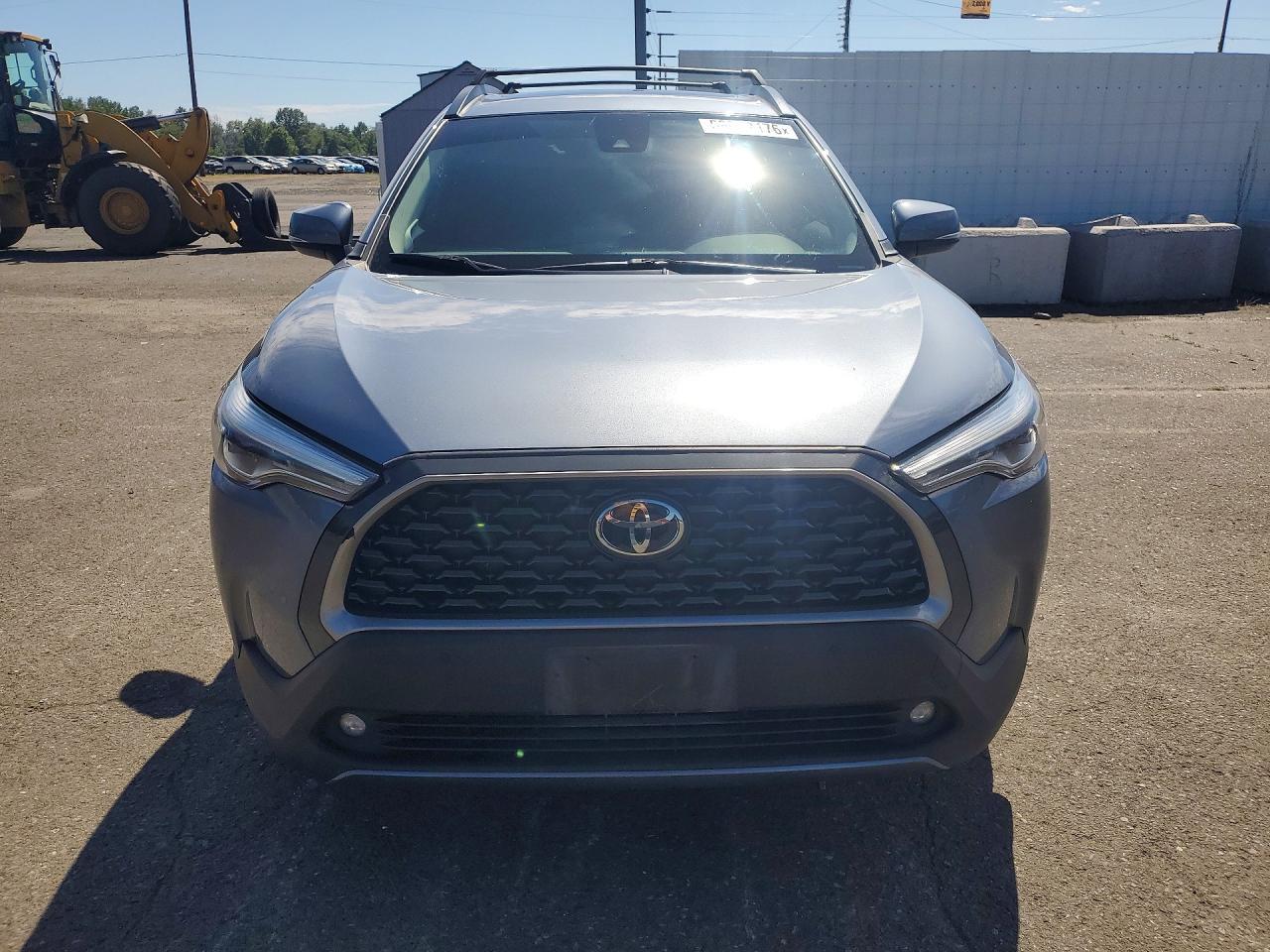 2022 Toyota Corolla Cross Xle - Фото 5
