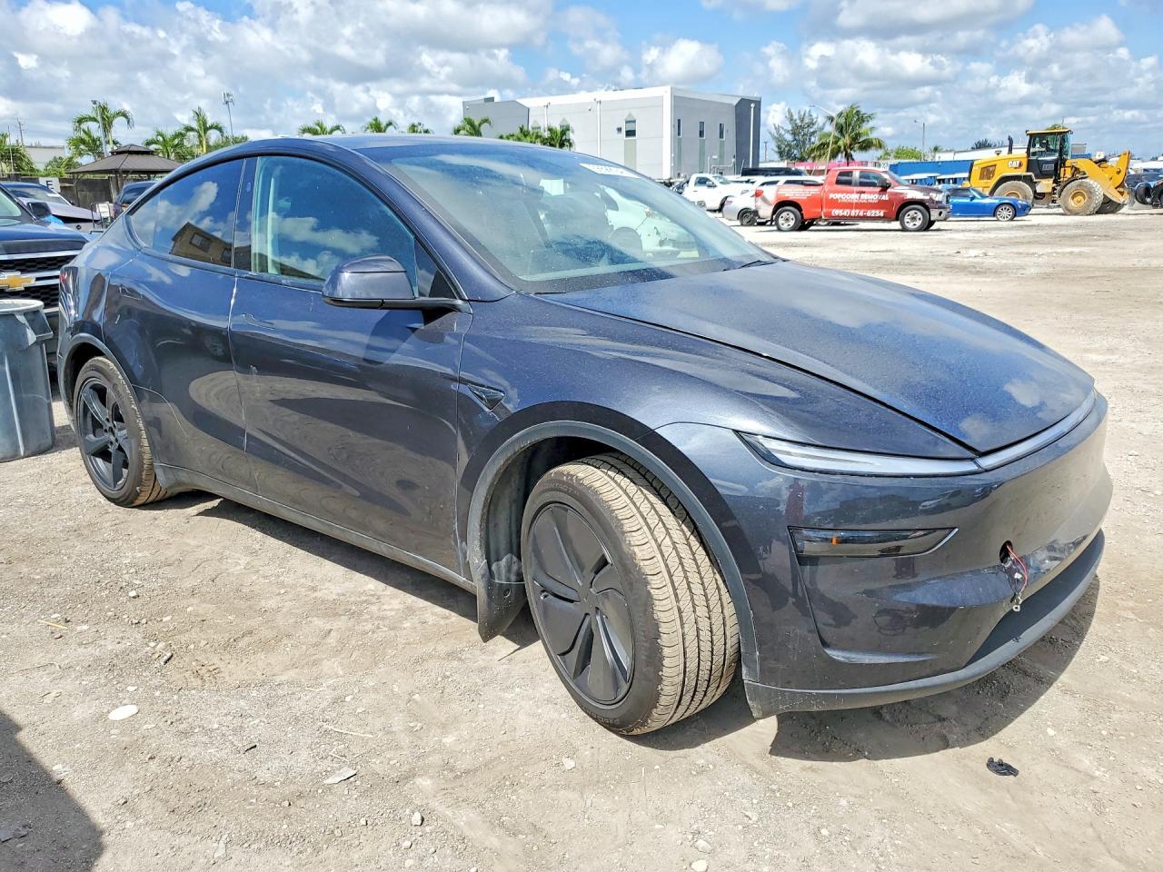 2026 Tesla Model Y - Image 4