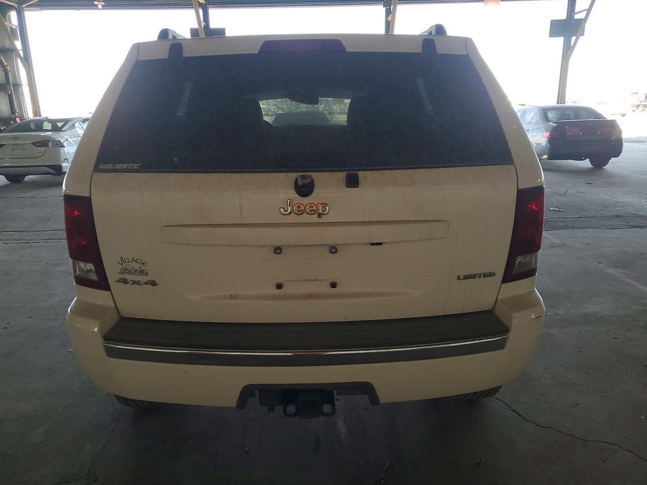 2005 Jeep Grand Cherokee Limited - Image 6