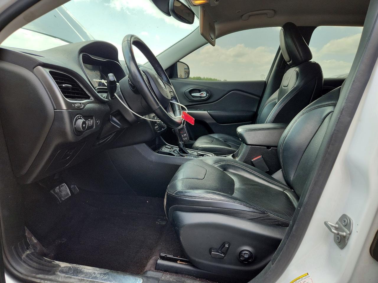 2019 Jeep Cherokee Limited - Image 7