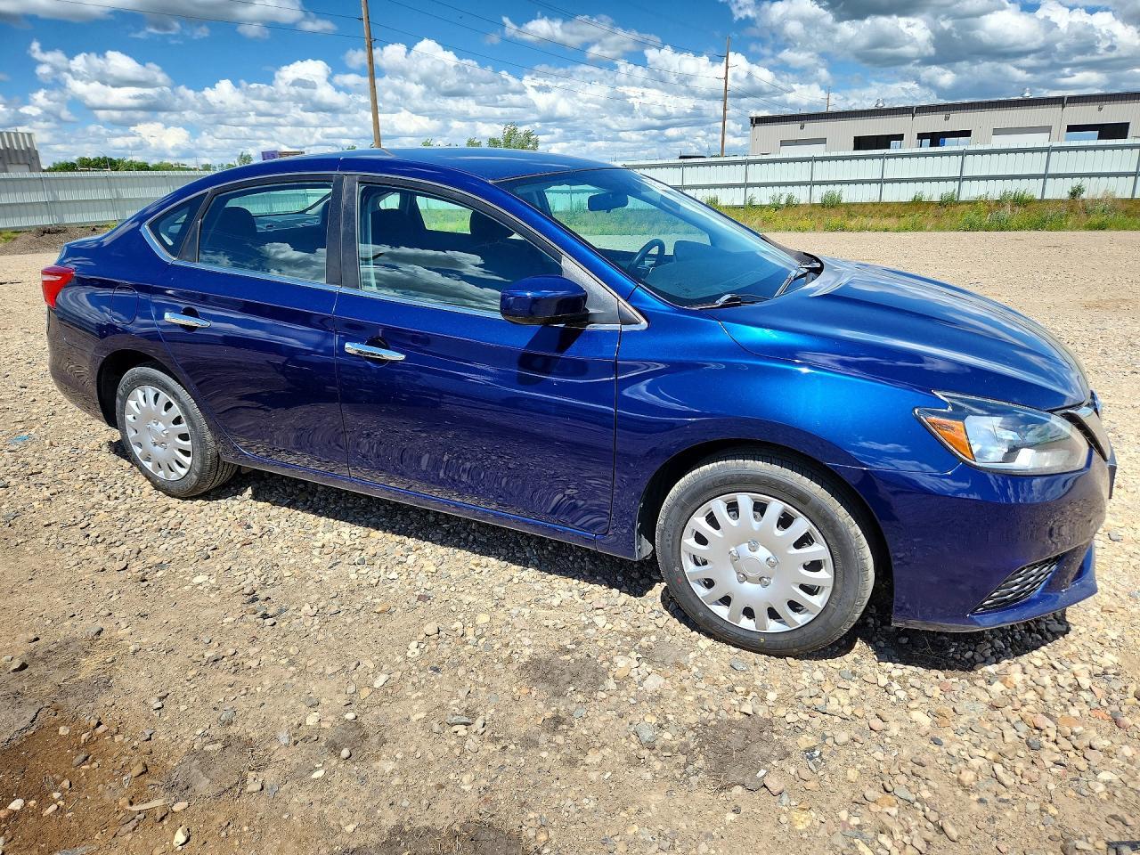 2017 Nissan Sentra S - Image 4
