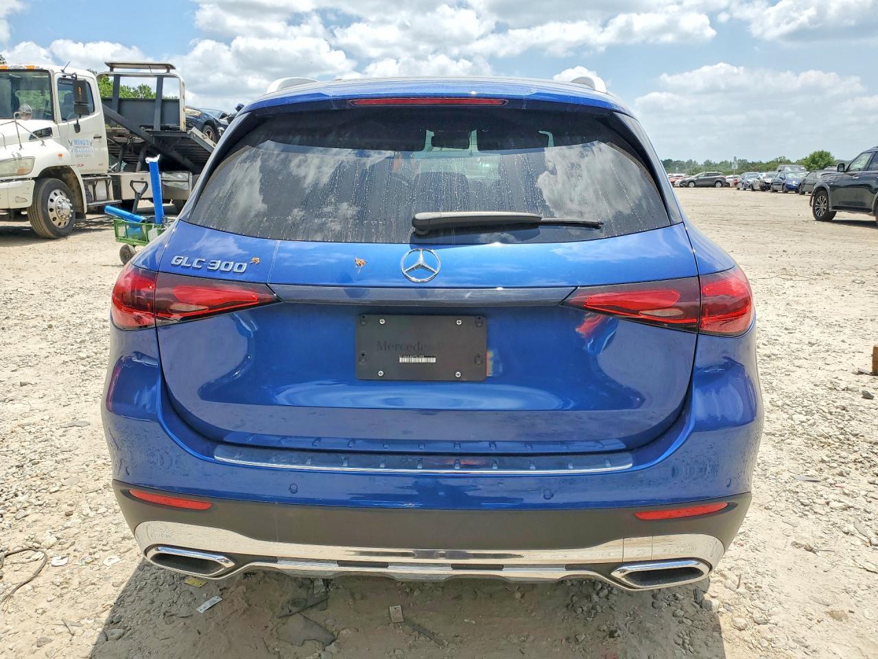 2023 Mercedes-Benz Glc 300 - Image 6