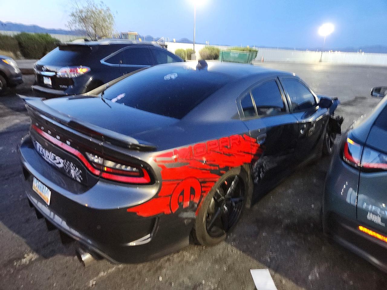 2016 Dodge Charger R - Image 3