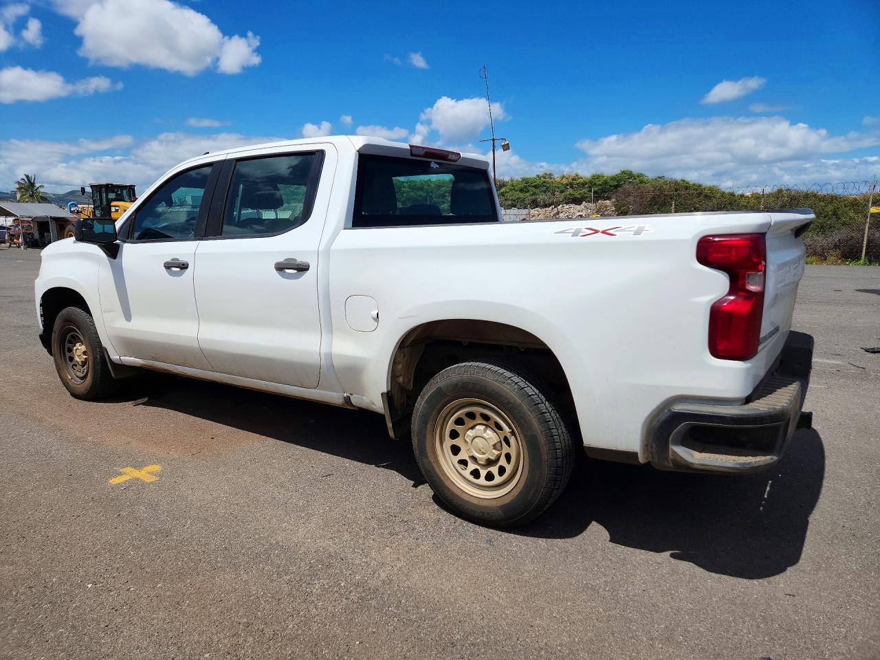 2020 Chevrolet Silverado K1500 - Фото 2