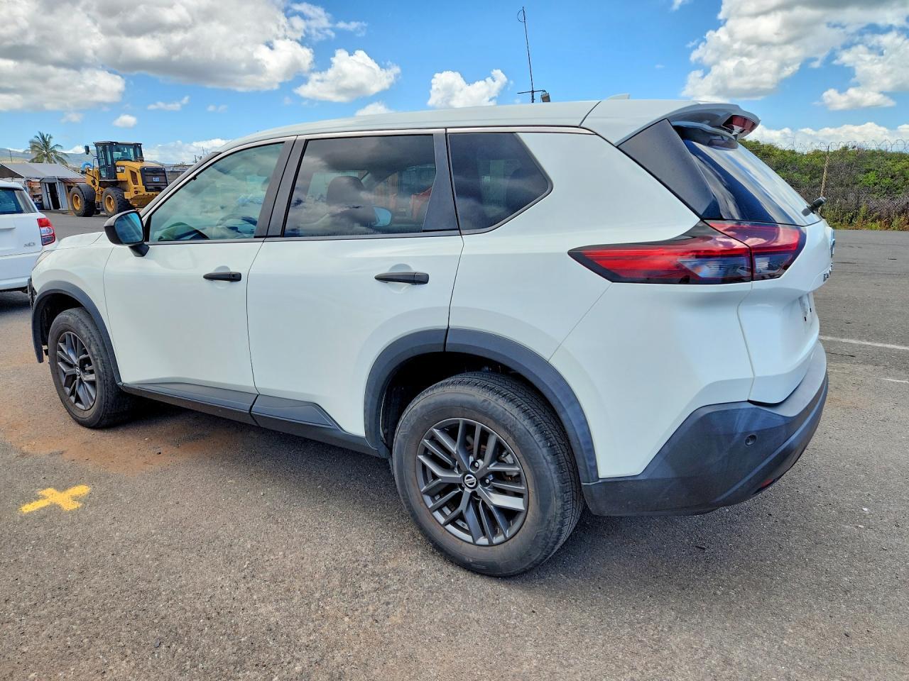 2021 Nissan Rogue S - Image 2