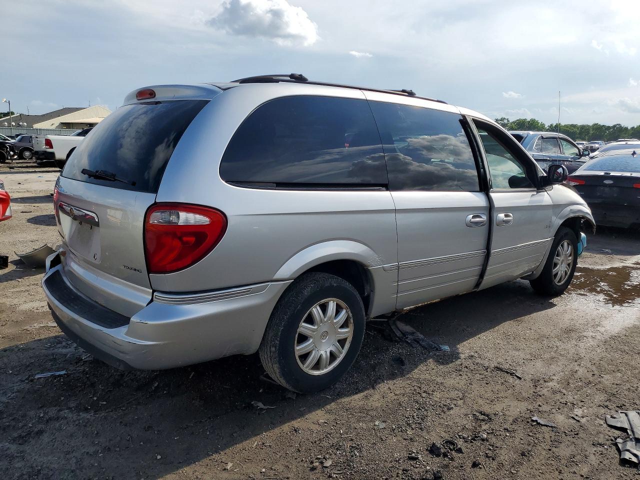 2007 Chrysler Town & Country Touring - Image 3