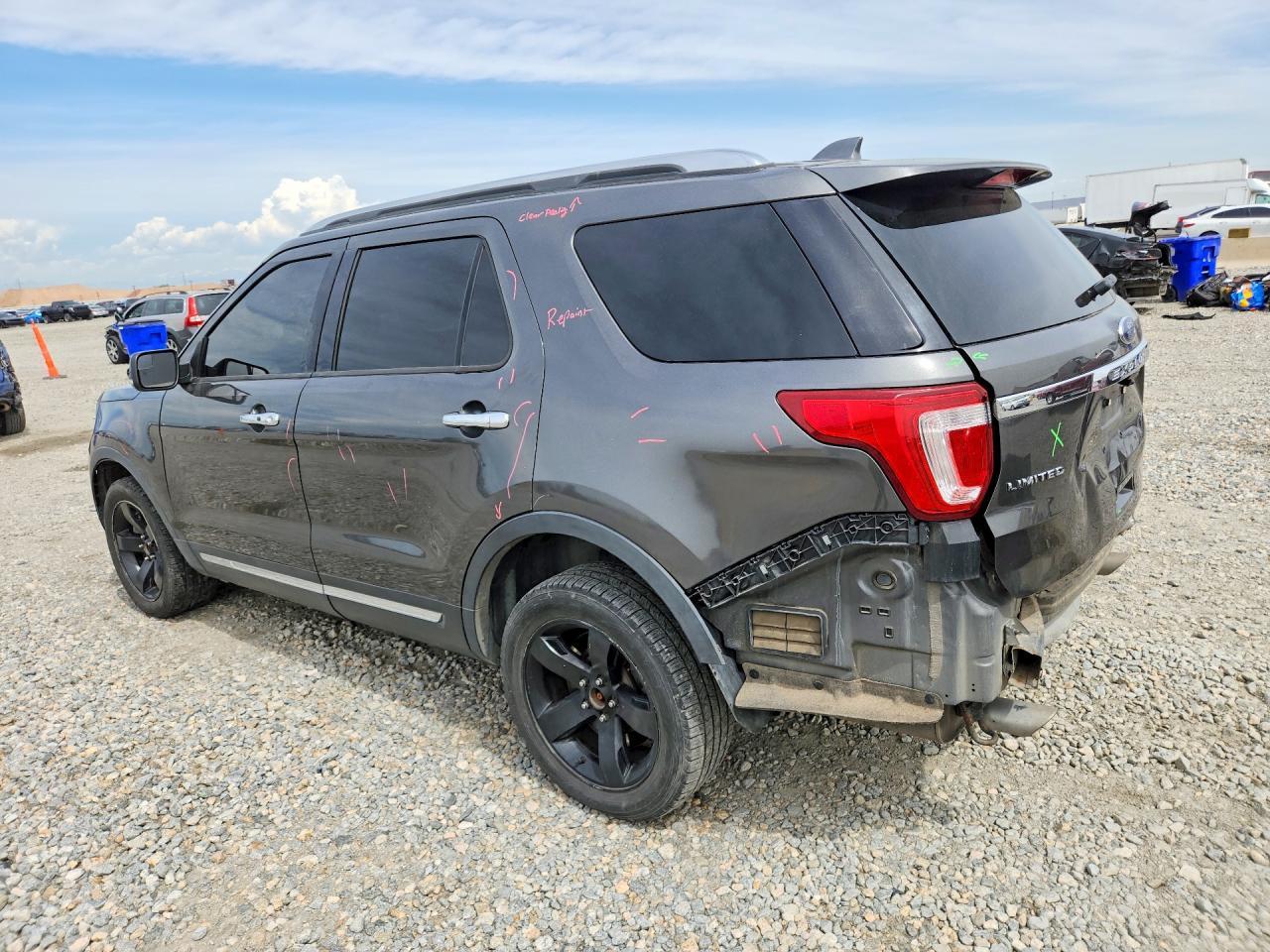 2017 Ford Explorer Limited - Image 2