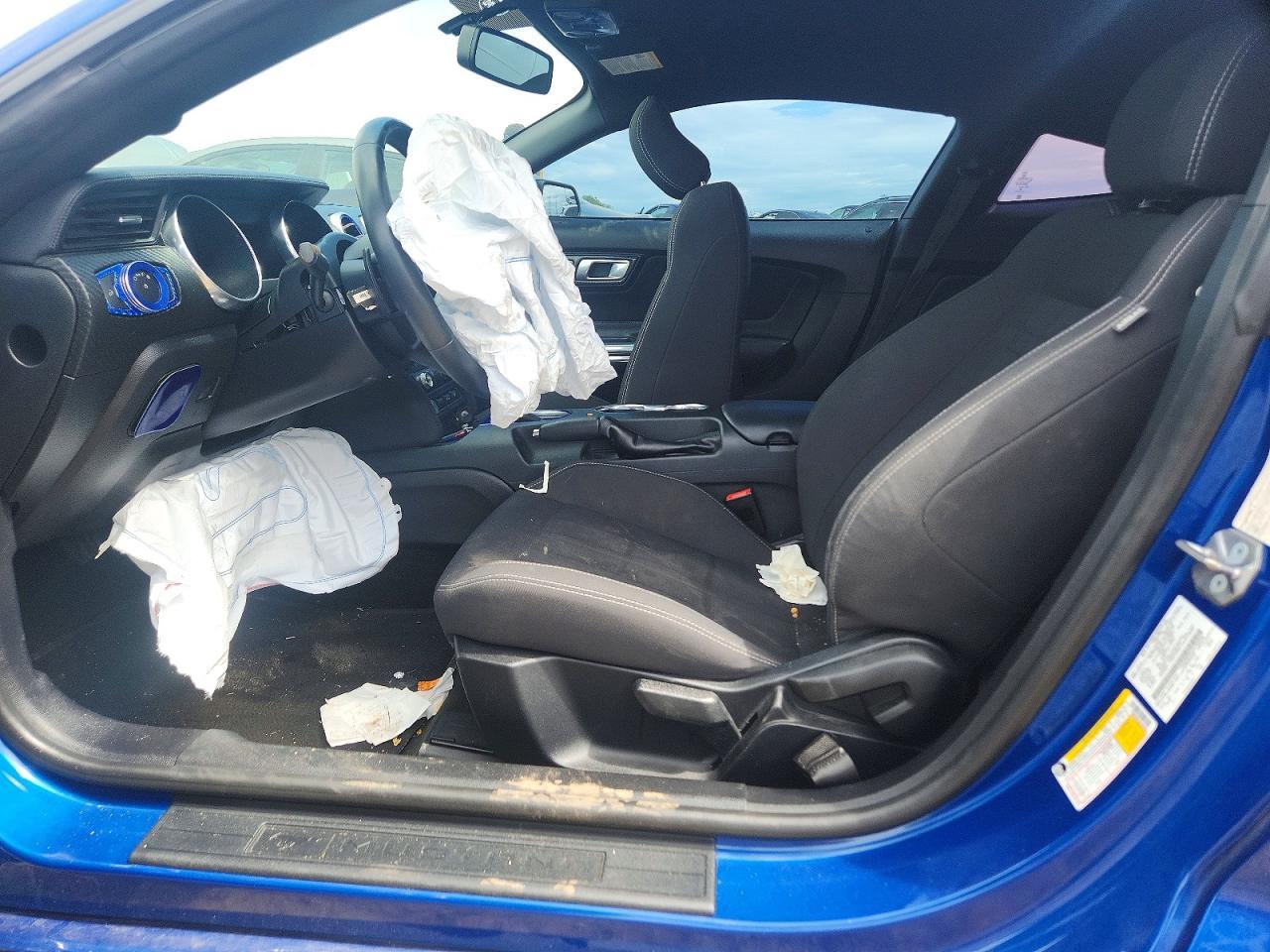 2018 Ford Mustang - Image 7