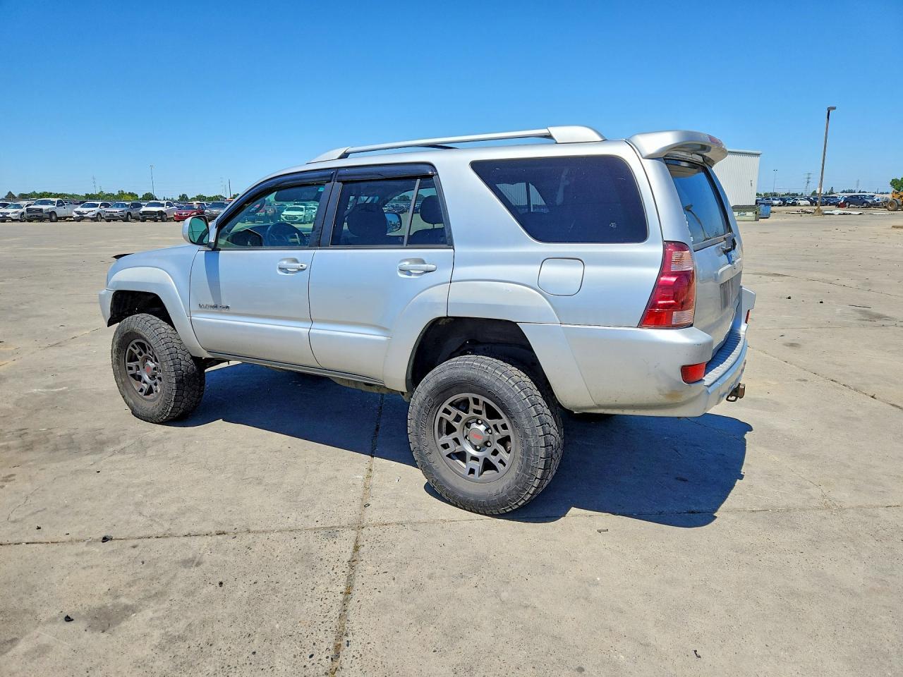2004 Toyota 4Runner Limited - Image 2