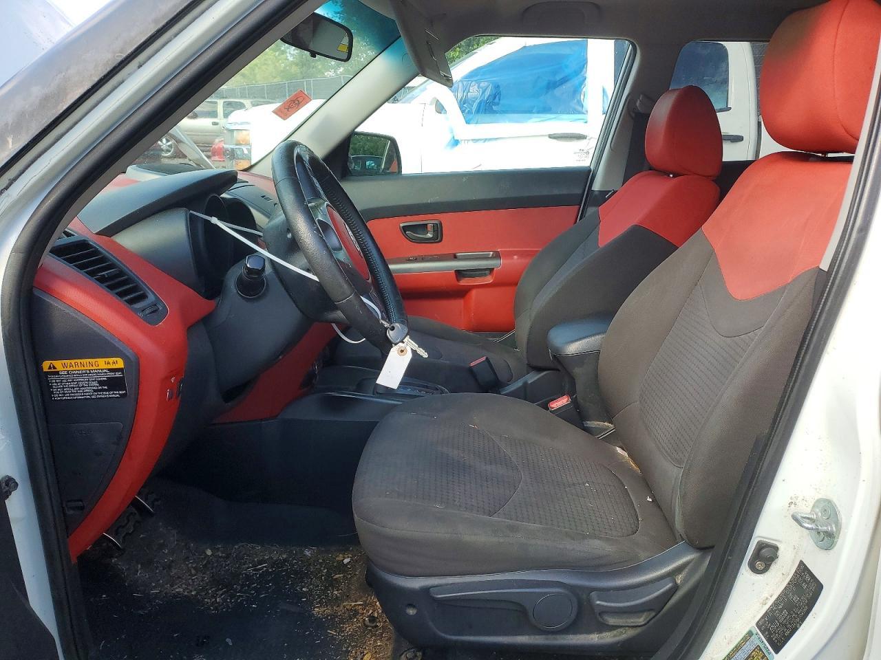 2010 Kia Soul + - Фото 7