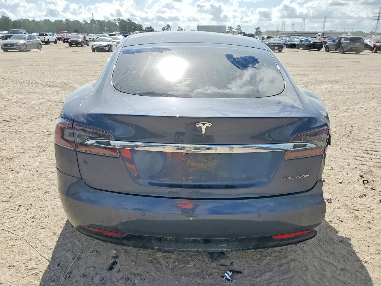 2021 Tesla Model S - Фото 6
