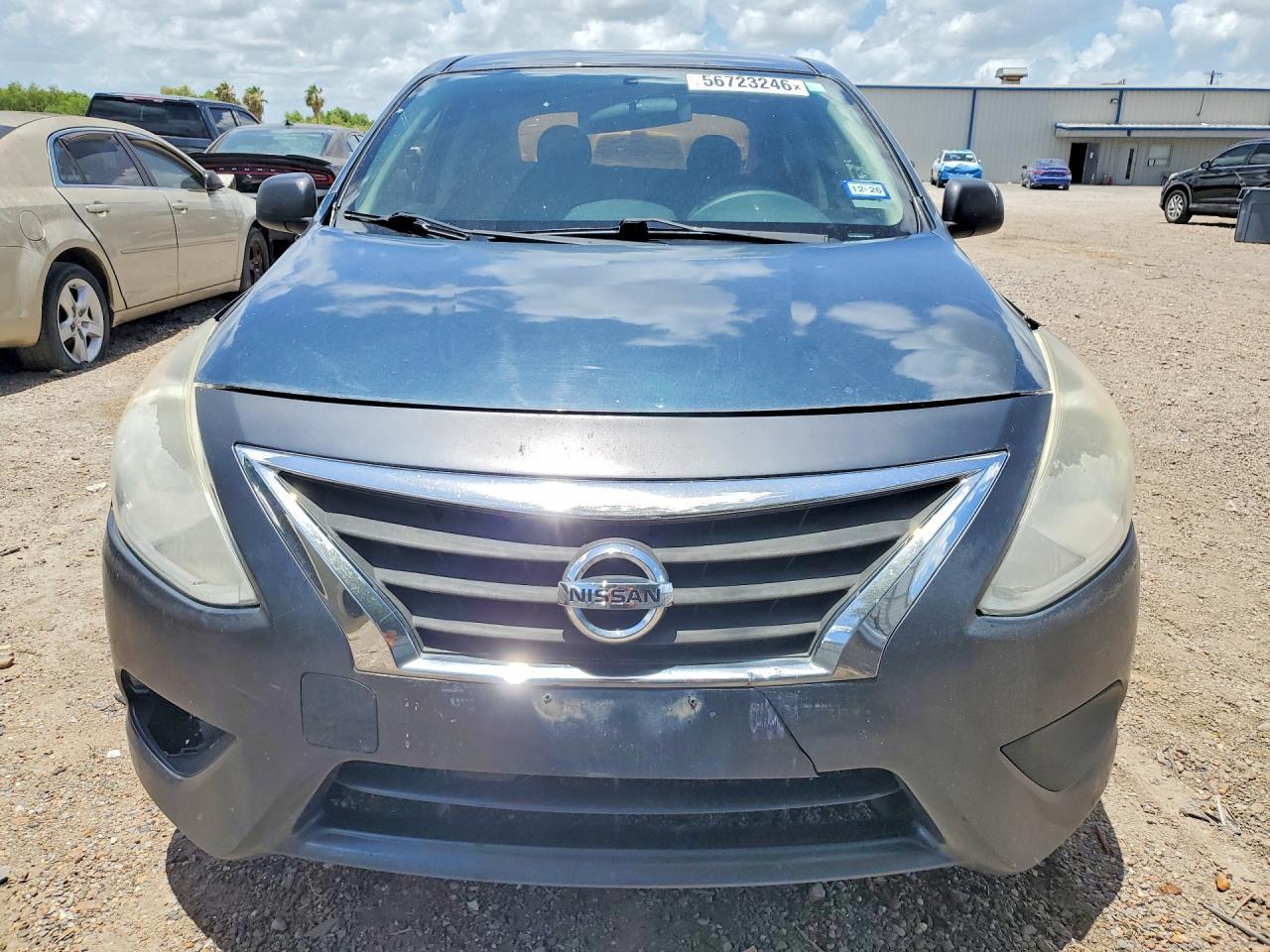 2015 Nissan Versa 1.6 S Plus - Image 5