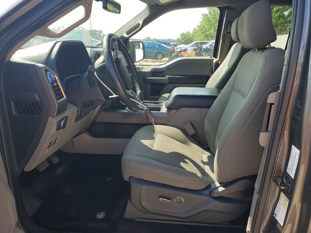 2017 Ford F150 Super Cab - Image 7