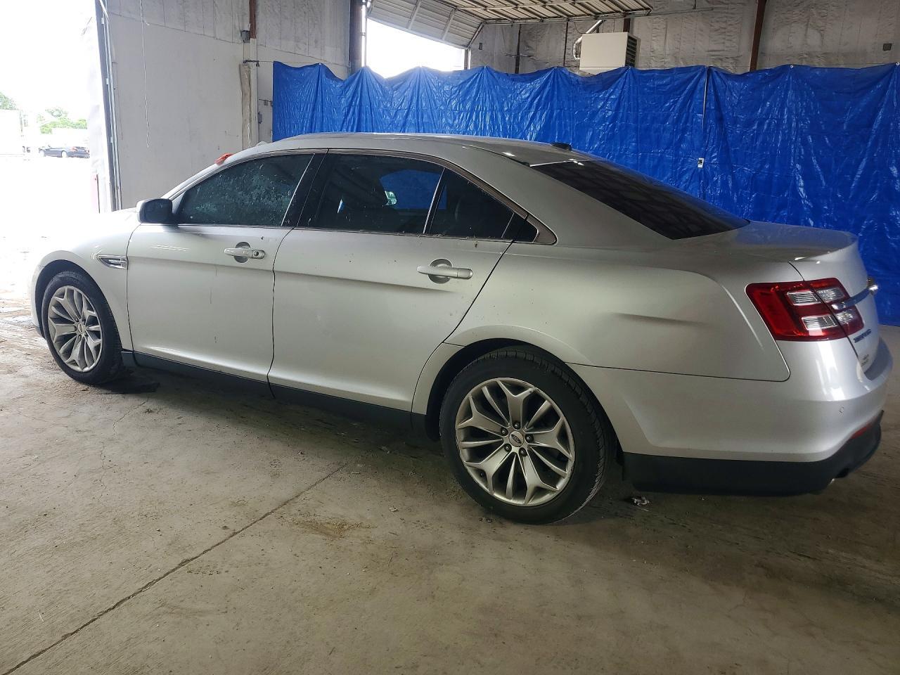 2016 Ford Taurus Limited - Фото 2