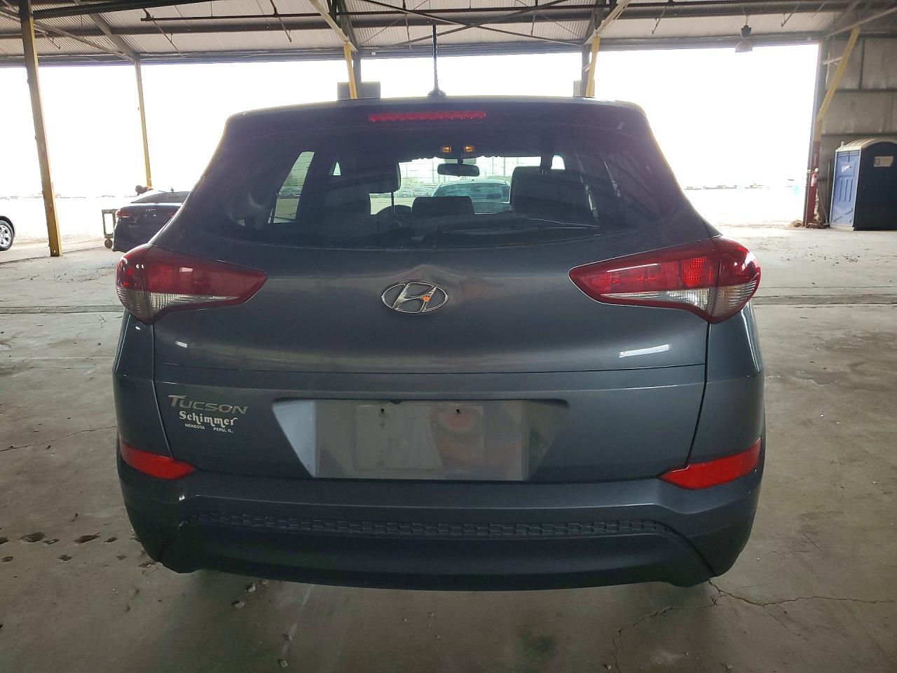 2017 Hyundai Tucson Se - Image 6