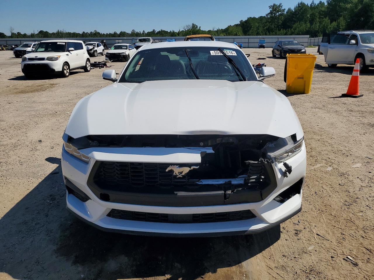 2024 Ford Mustang - Фото 5