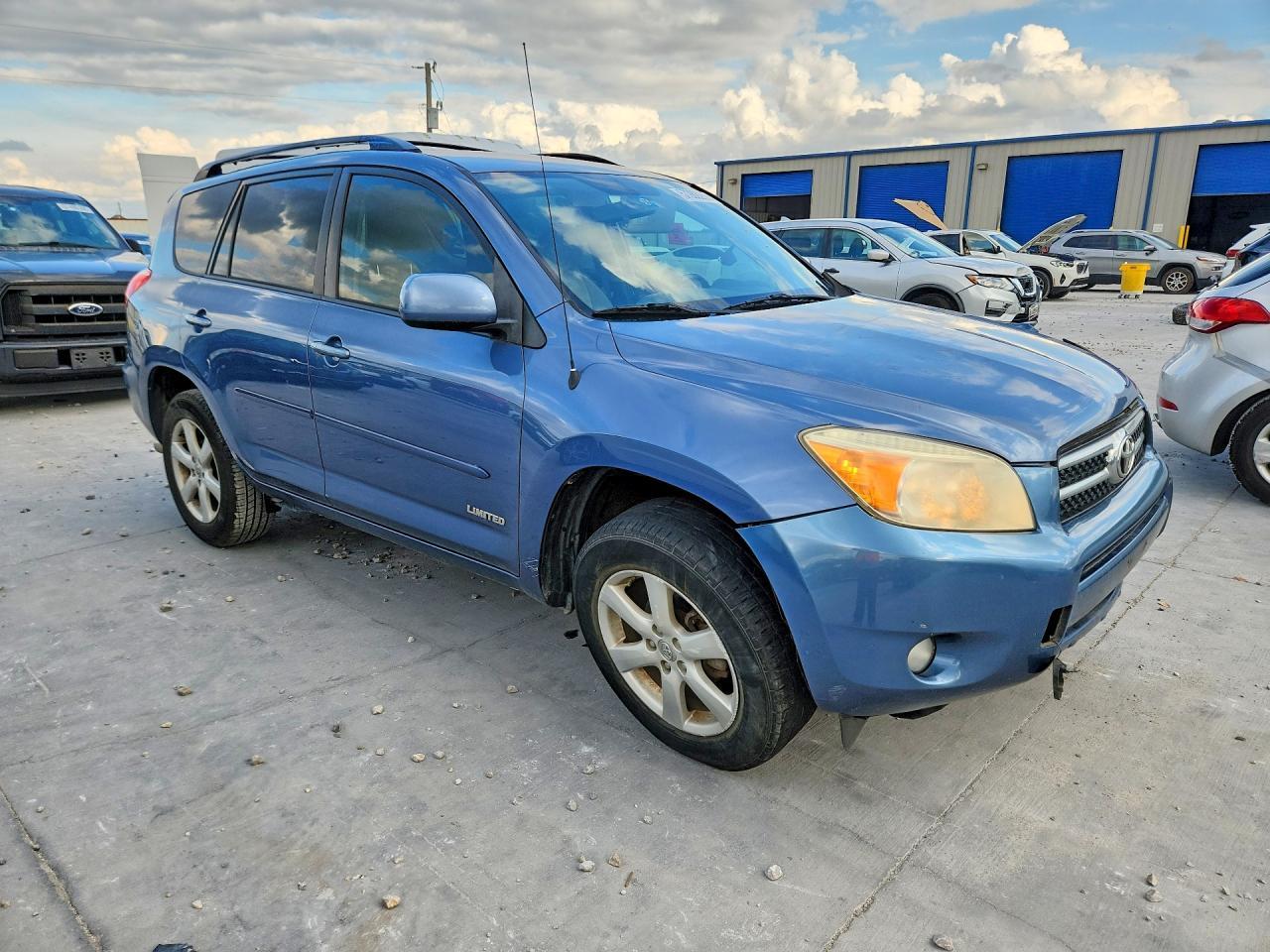 2008 Toyota Rav4 - Image 4