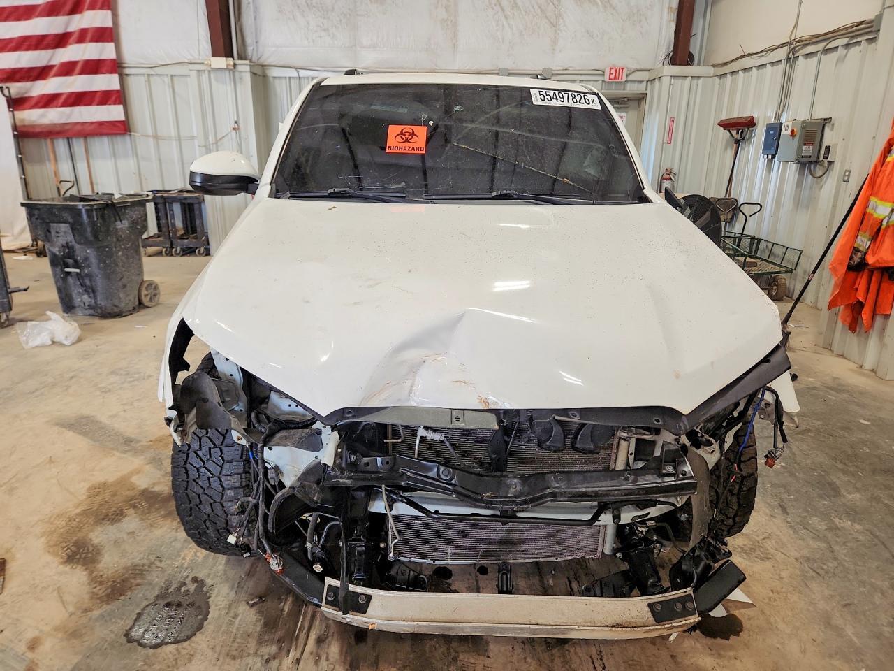2019 Toyota 4Runner Sr5 - Image 5