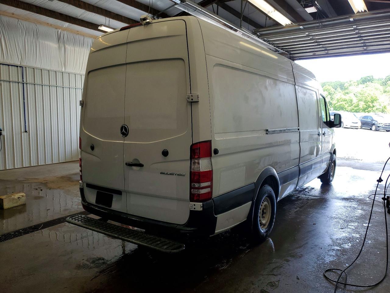 2016 Mercedes-Benz Sprinter 2500 Delivery Van - Image 3