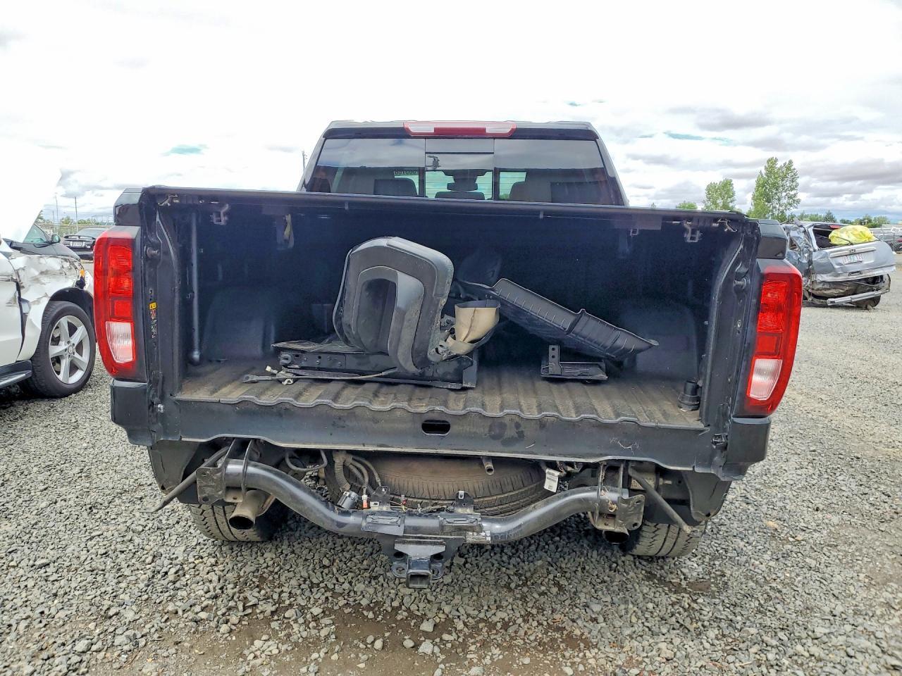 2025 GMC Sierra K1500 Elevation - Image 6