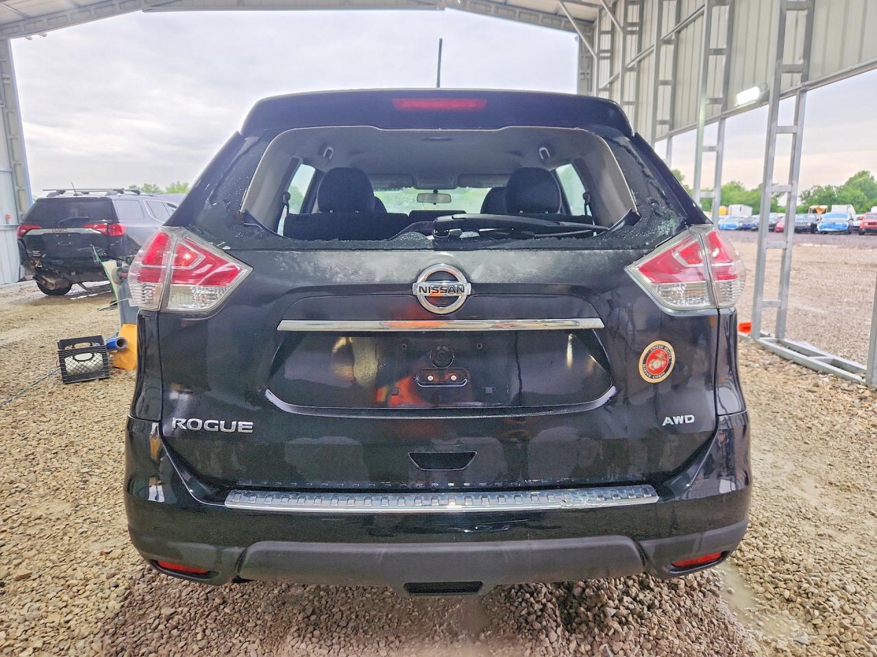 2015 Nissan Rogue S - Фото 6