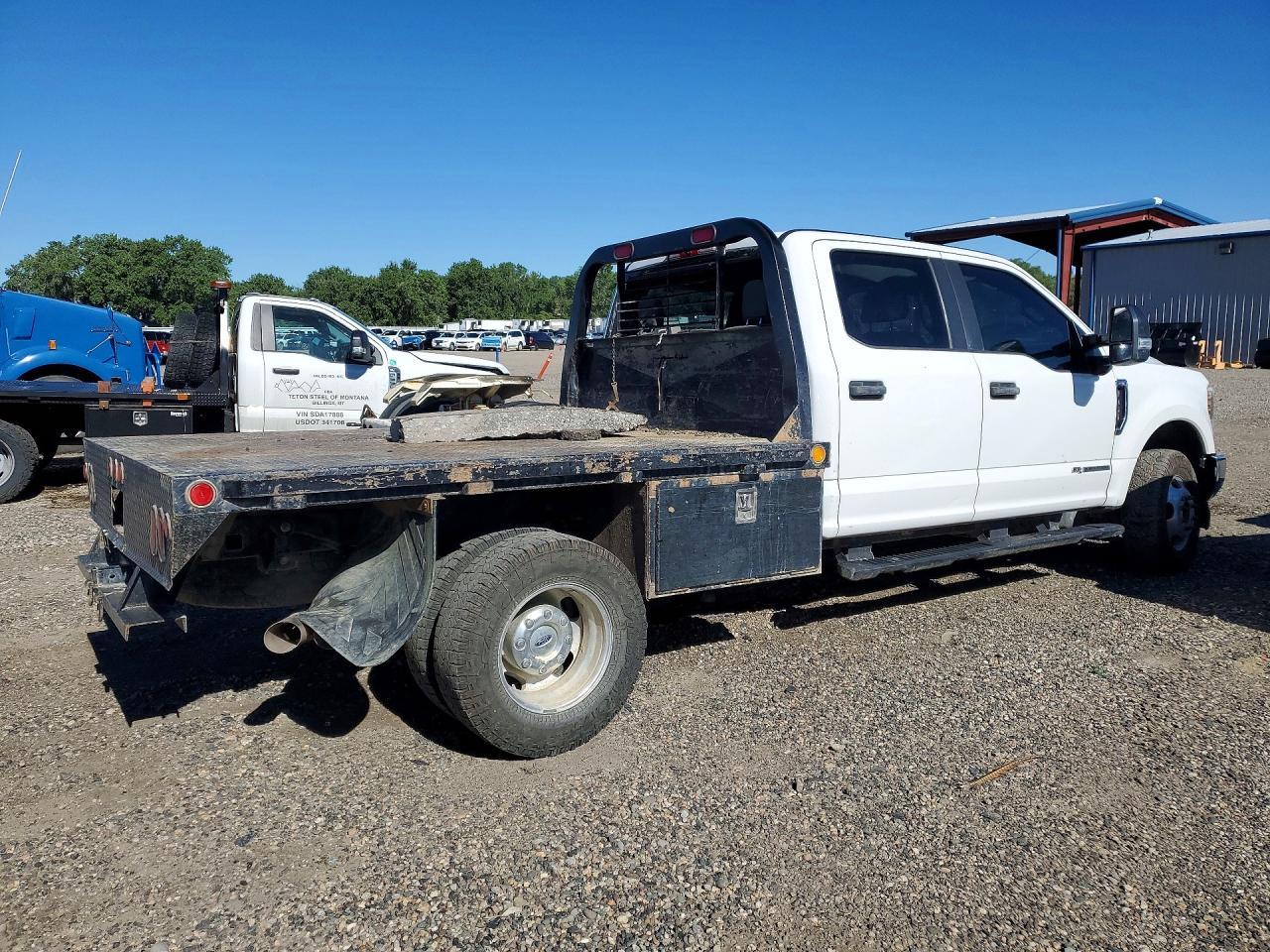 2019 Ford F350 Super Duty - Фото 3