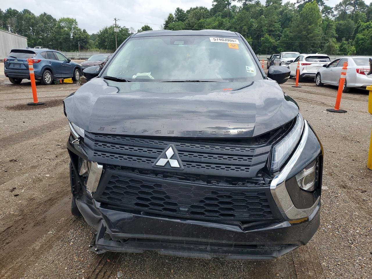 2025 Mitsubishi Eclipse Cross Le - Image 5