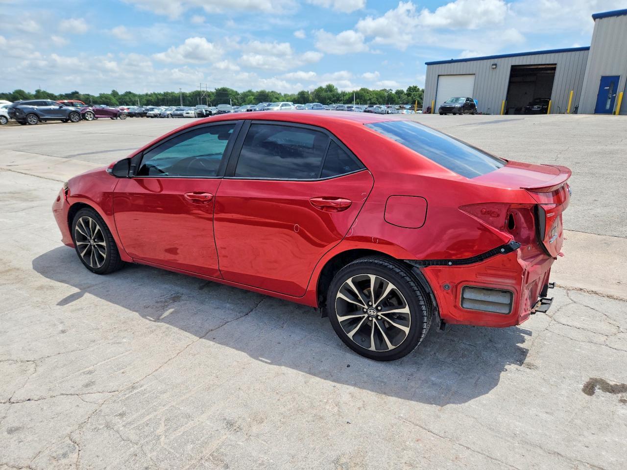2019 Toyota Corolla Se - Фото 2