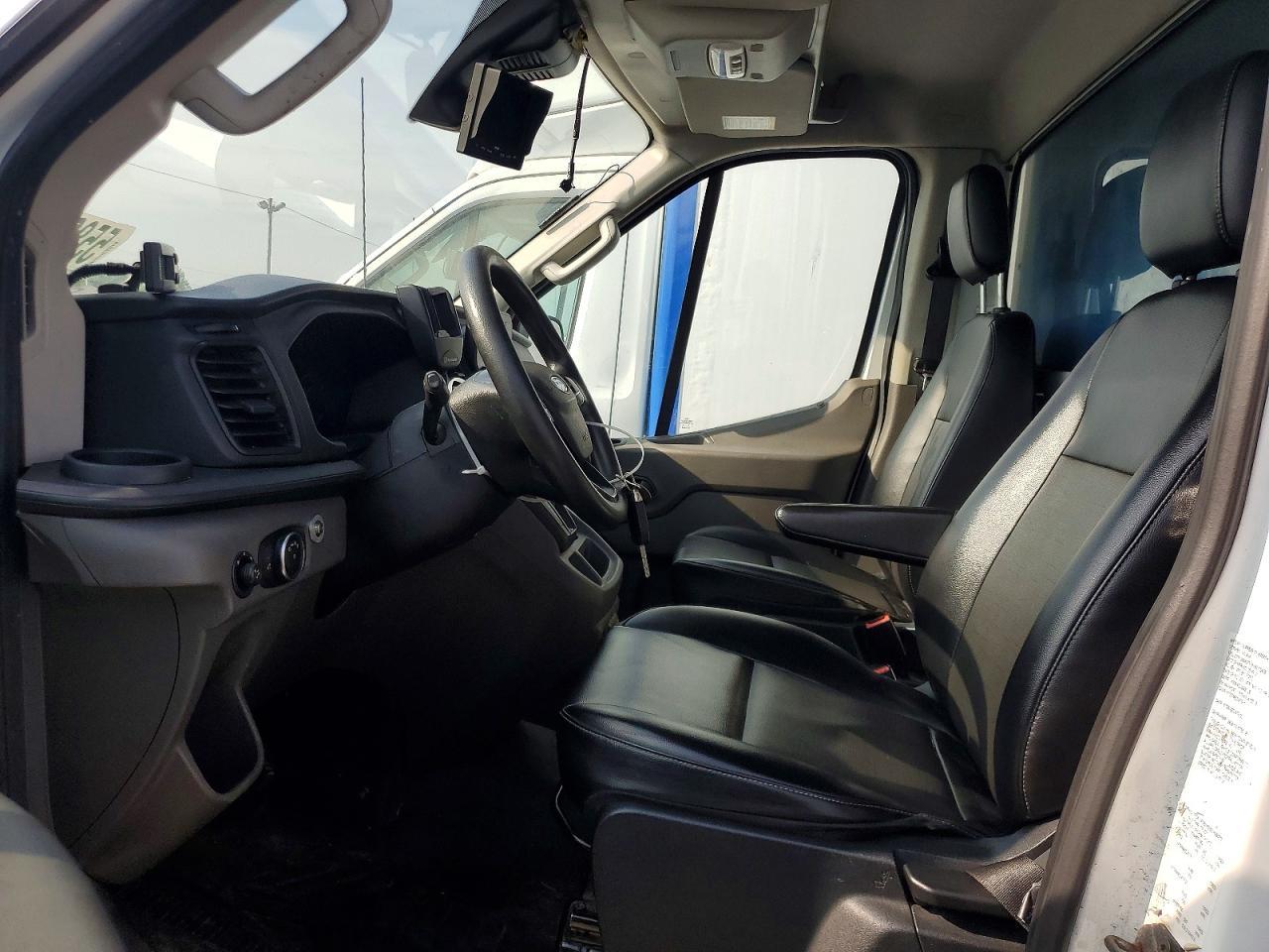 2020 Ford Transit Delivery Truck - Image 7