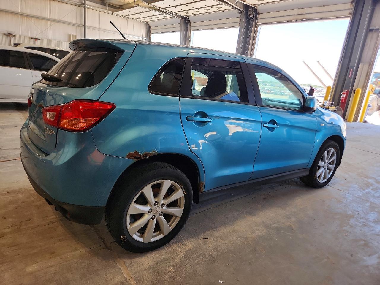 2013 Mitsubishi Outlander Sport Es - Фото 3