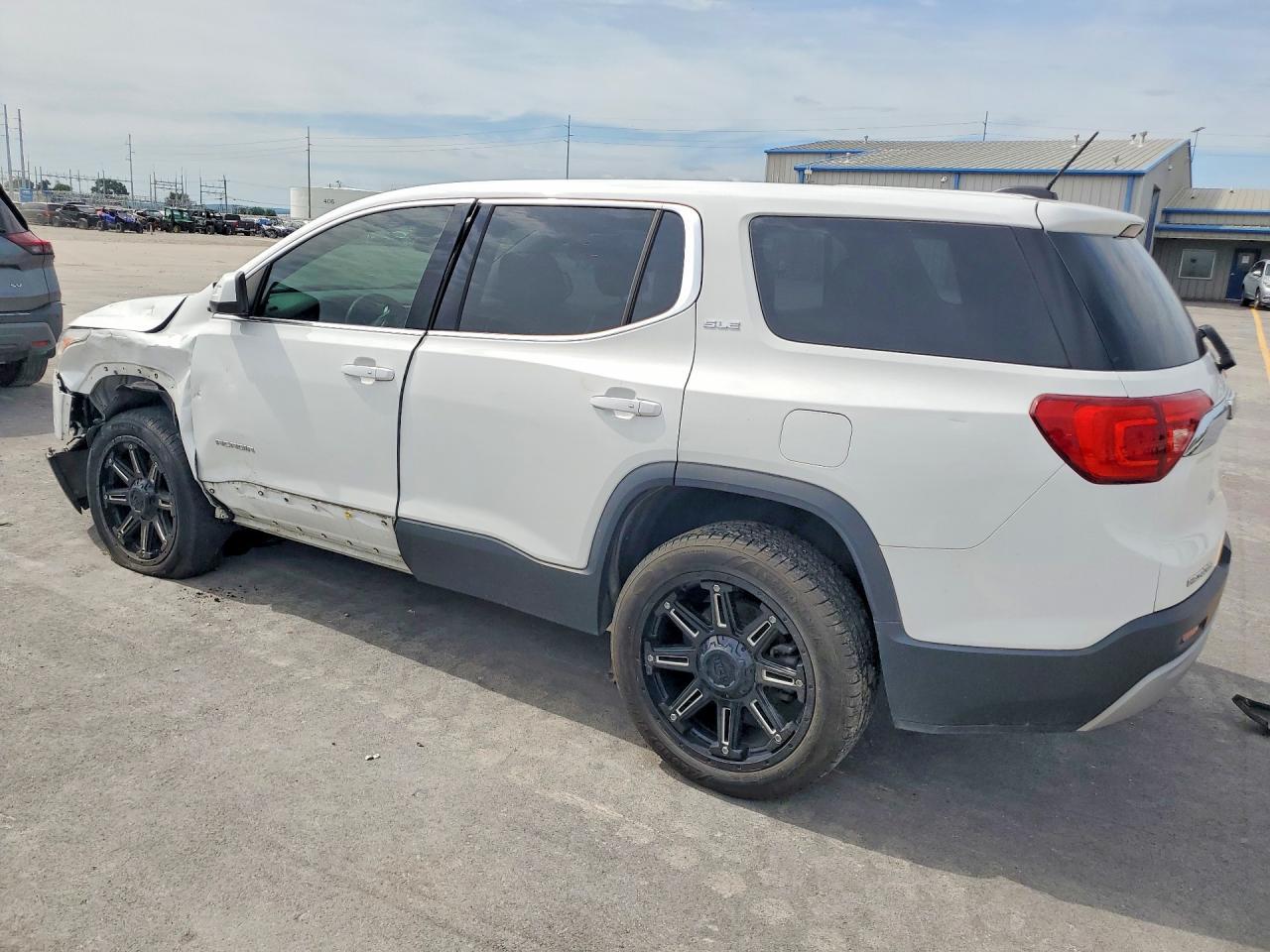 2018 GMC Acadia Sle - Image 2