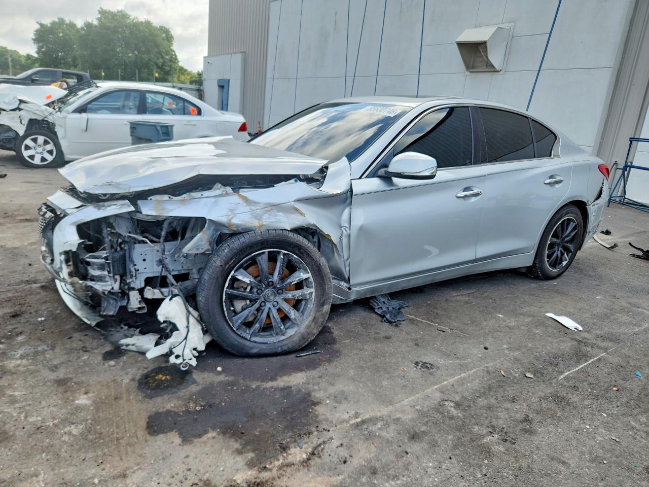 2015 Infiniti Q50 Premium