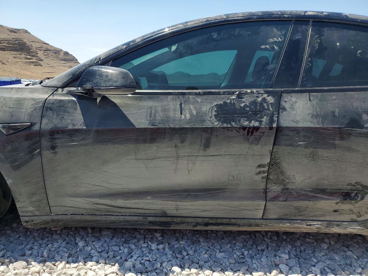 2023 Tesla Model 3 - Image 7