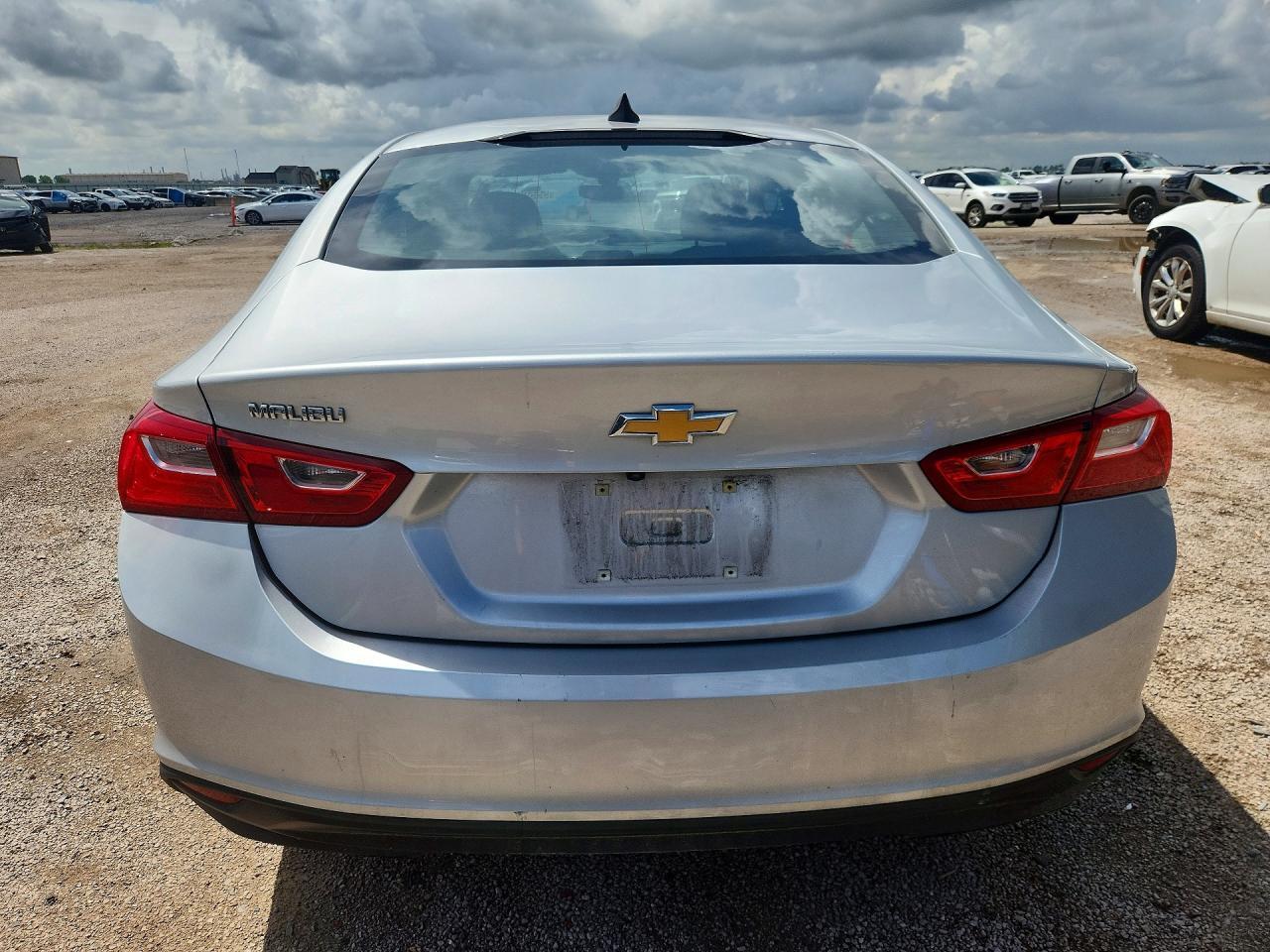 2022 Chevrolet Malibu Ls - Image 6