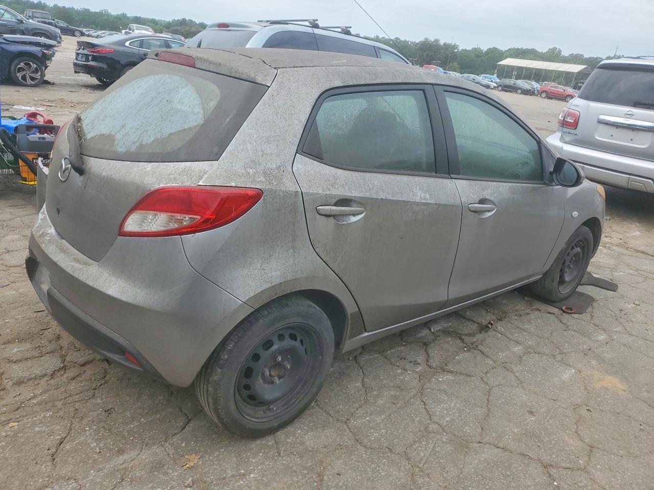 2014 Mazda Mazda2 Sport - Фото 3