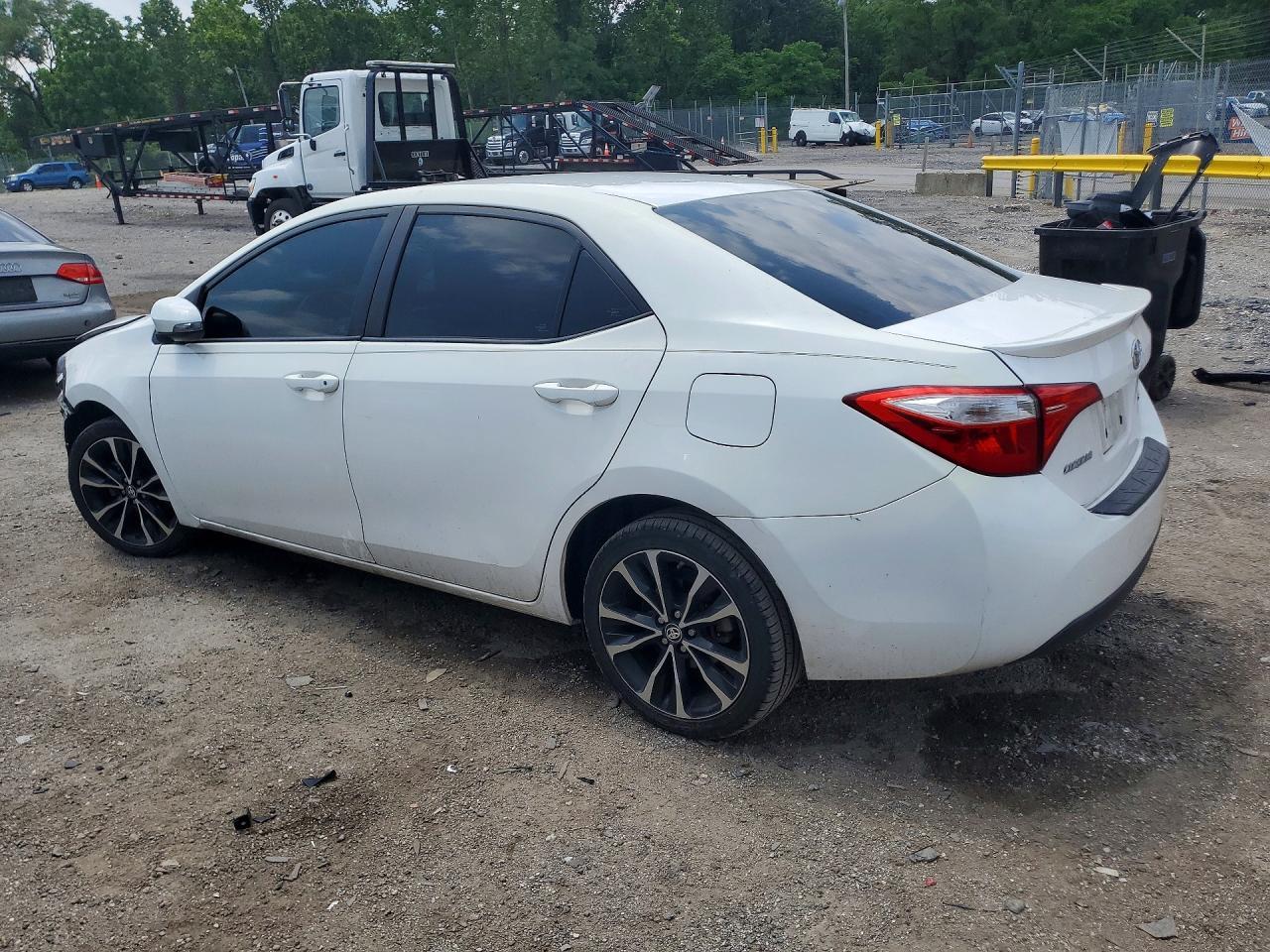 2018 Toyota Corolla Se - Image 2