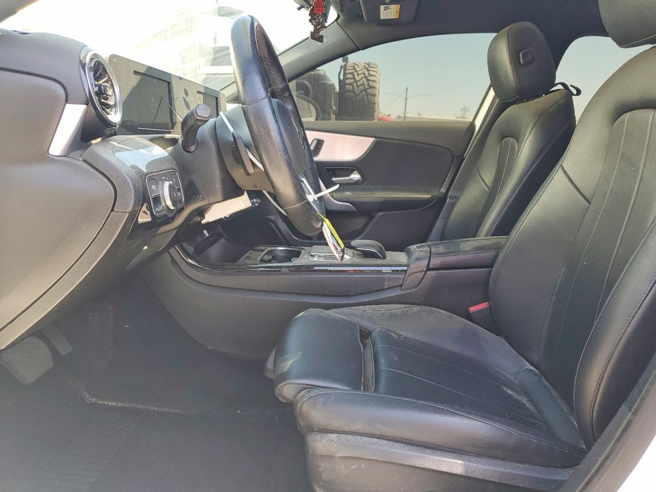 2019 Mercedes-Benz A 220 4Matic - Фото 7