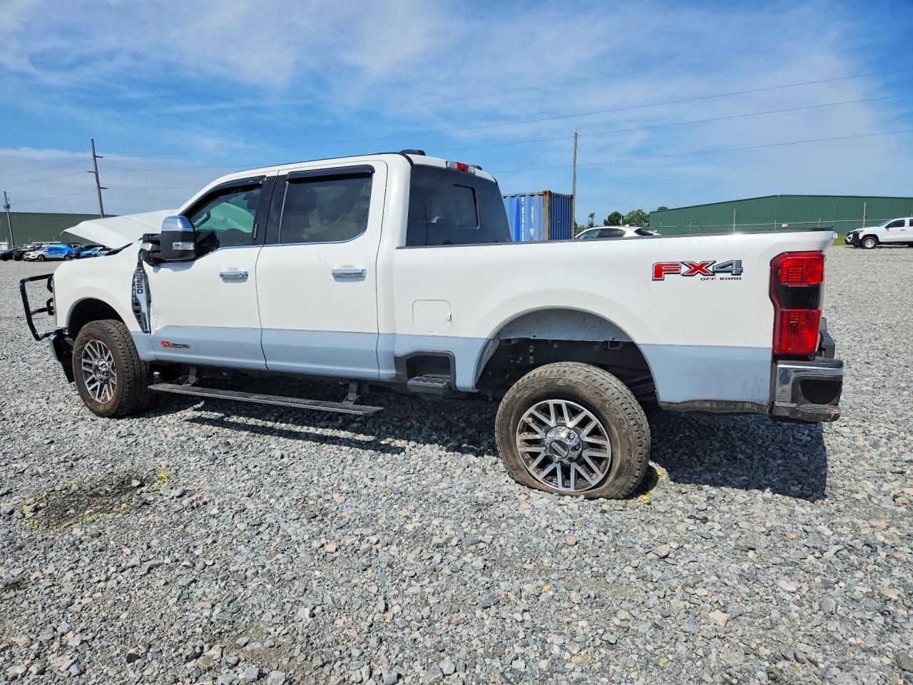 2026 Ford F250 Super Duty - Фото 2