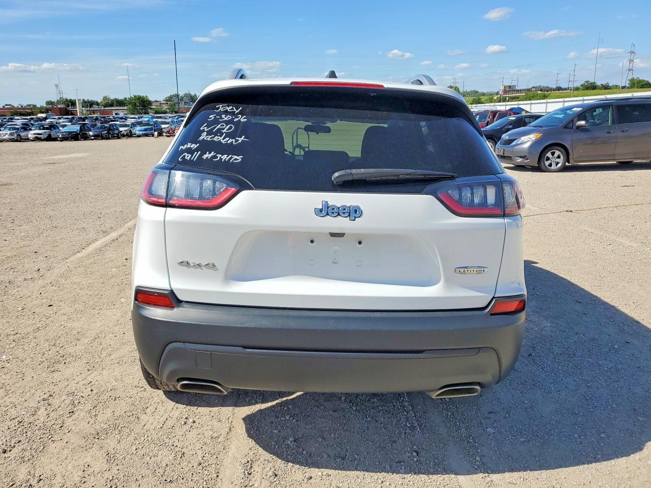 2019 Jeep Cherokee Latitude - Фото 6