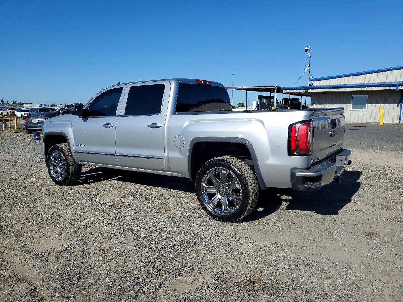 2018 GMC Sierra K1500 Slt - Фото 2