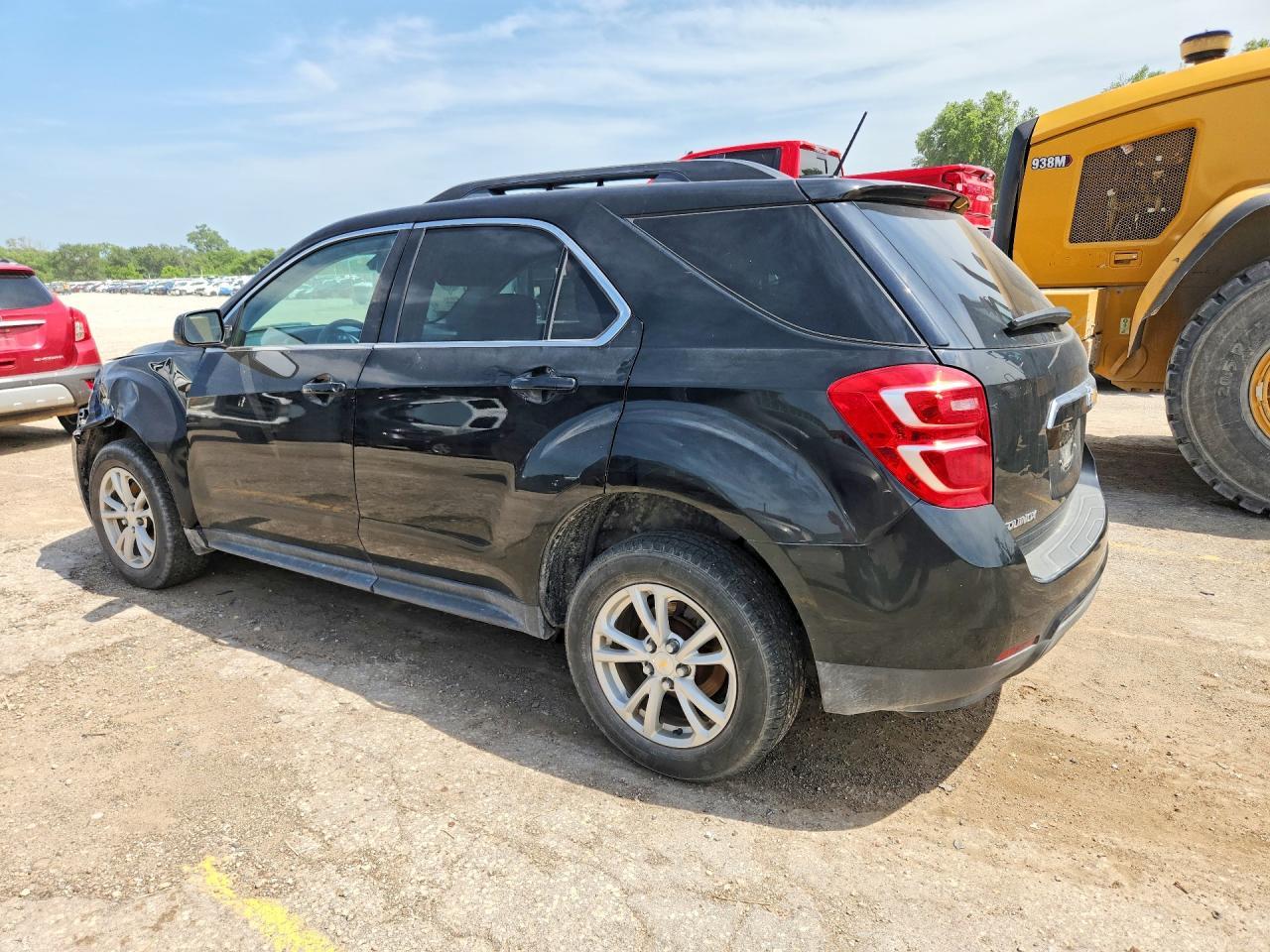 2017 Chevrolet Equinox Lt - Image 2