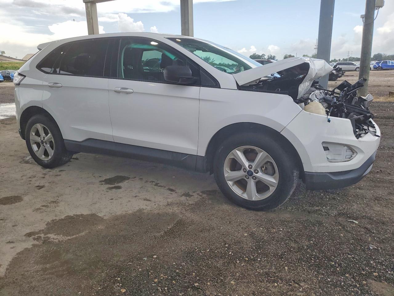 2015 Ford Edge Se - Фото 4