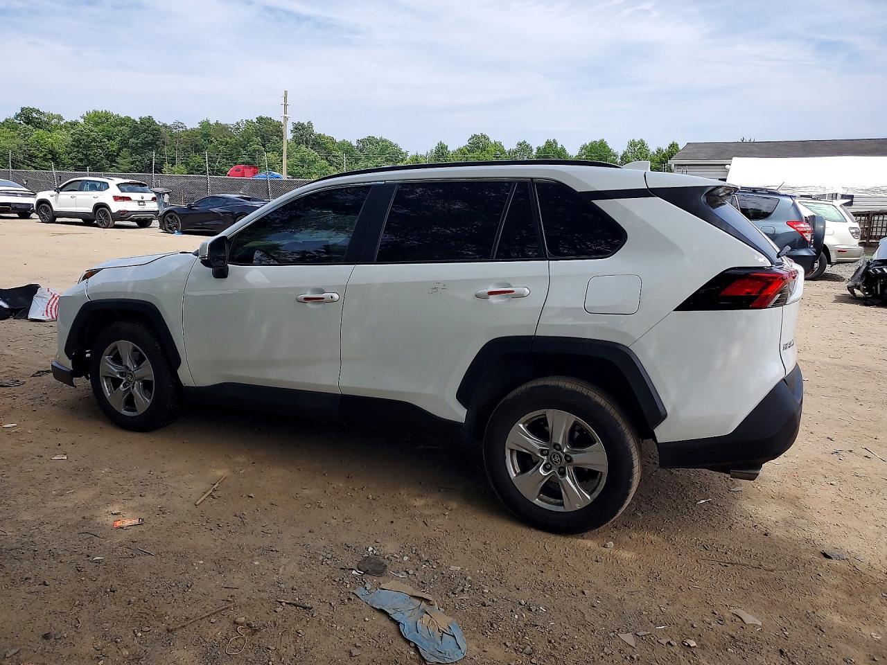 2021 Toyota Rav4 Xle - Image 2