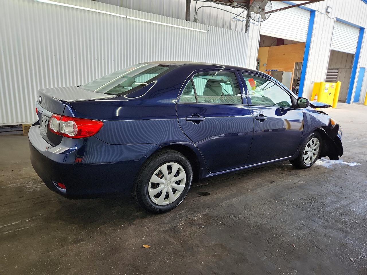 2012 Toyota Corolla L - Фото 3