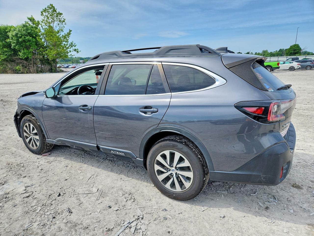 2021 Subaru Outback Premium - Фото 2