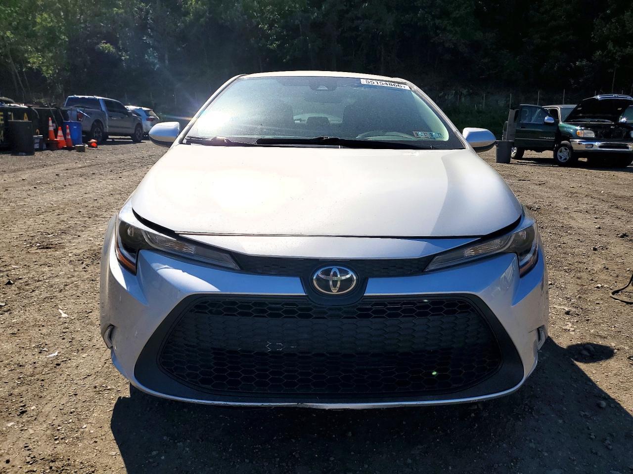 2022 Toyota Corolla Le - Image 5