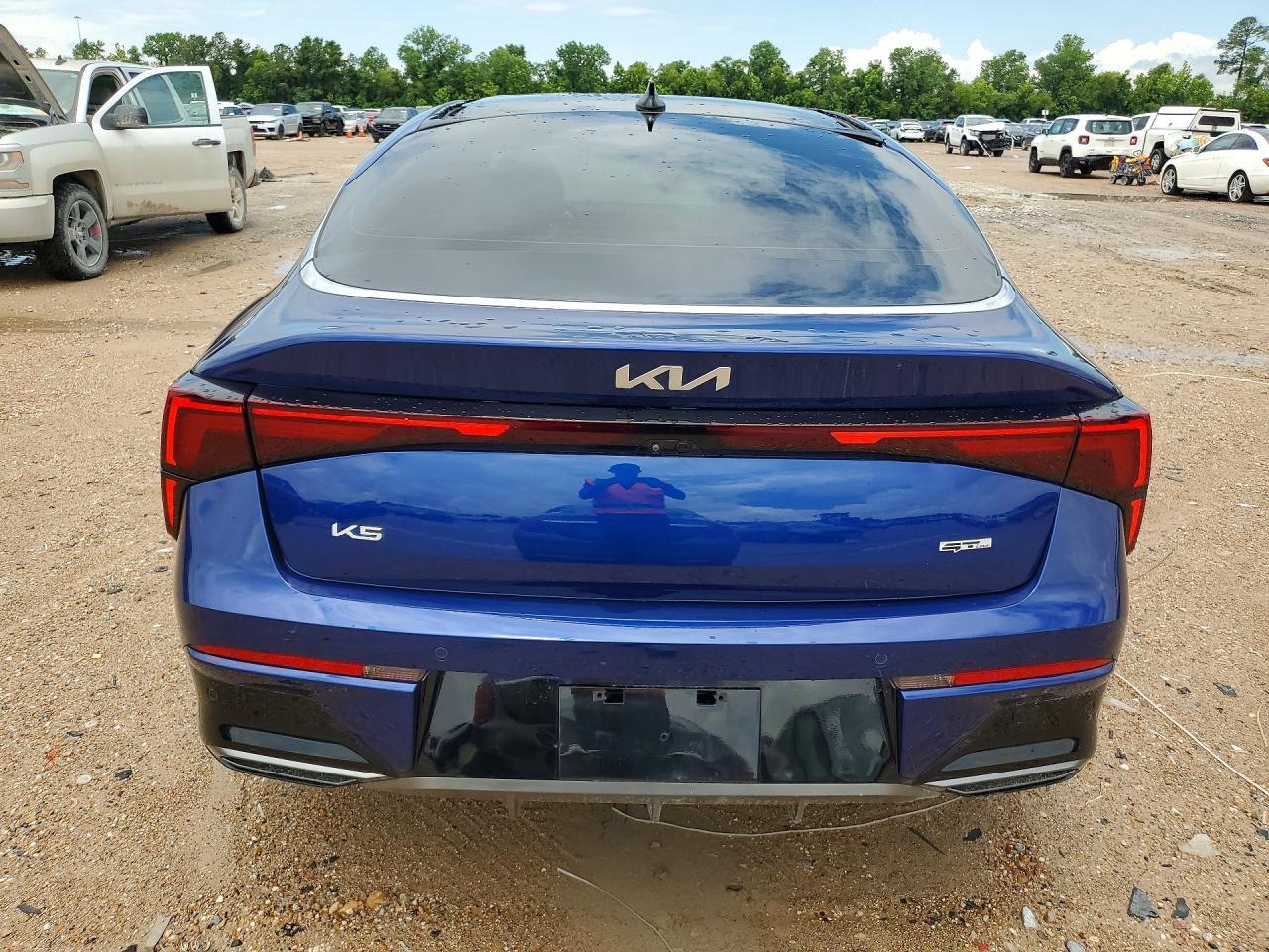 2025 Kia K5 Gt Line - Image 6