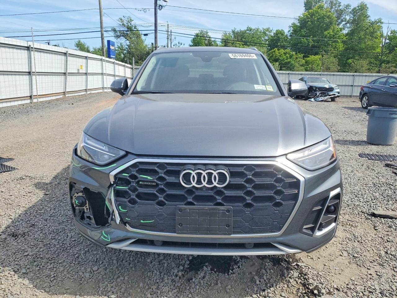 2024 Audi Q5 Premium Plus 45 - Image 5